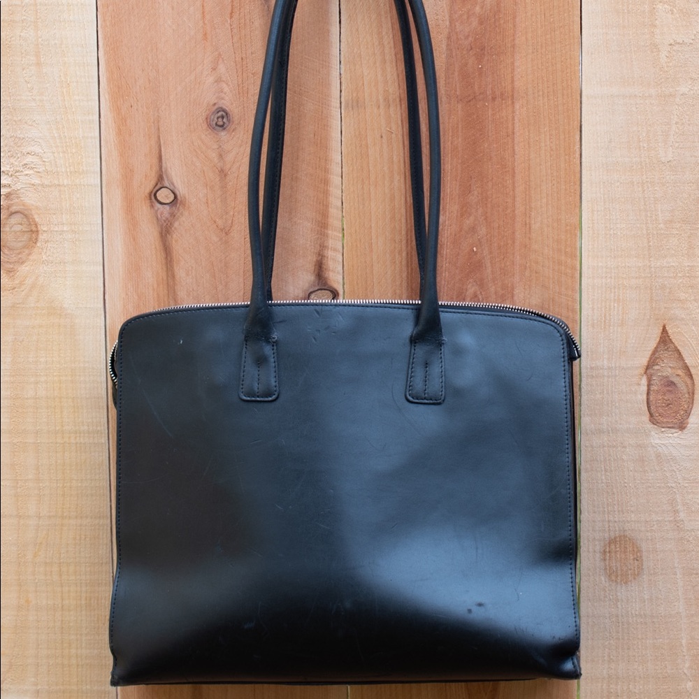 Furla Leather Tote Bag 🍒